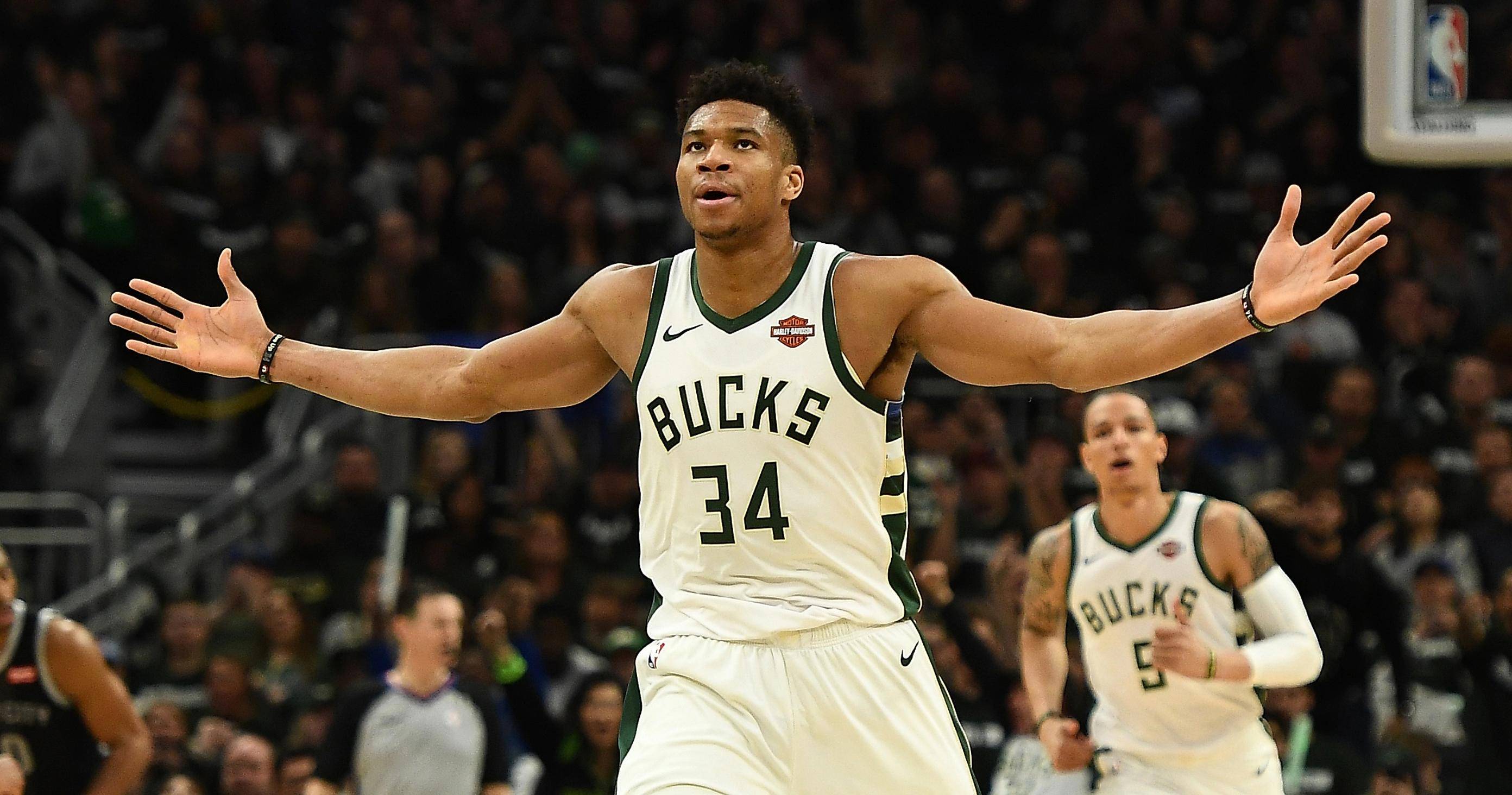 TA：滕哈格的失败清空了外界对药厂的期待，球队重新找回平衡（TA：滕哈格败北令外界对药厂降温，球队找回平衡）