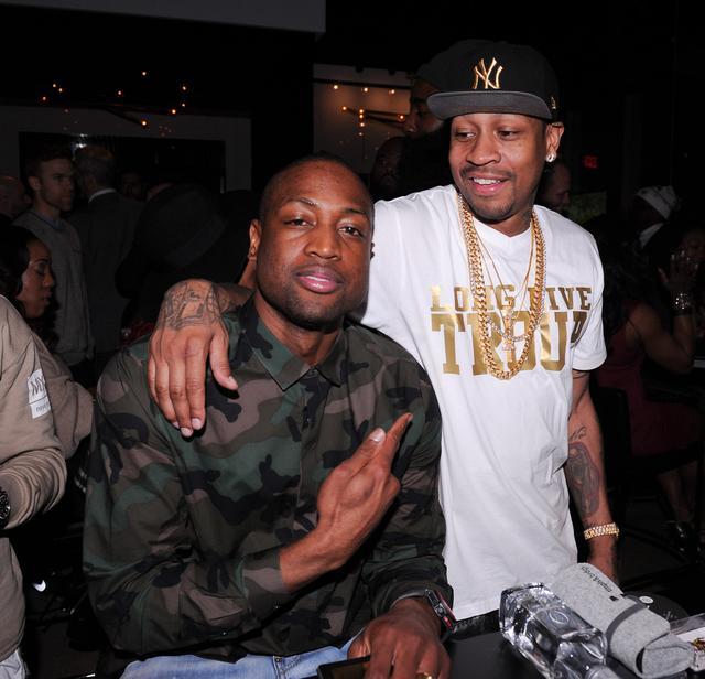 乌尔比希：赛前4个半小时得知自己会首发；时刻准备为球队效力（乌尔比希：开赛前4个半小时才获知将首发，一直做好随时为球队出战的准备）